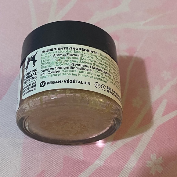 Lush Lip Scrub - Picture 2 of 2
